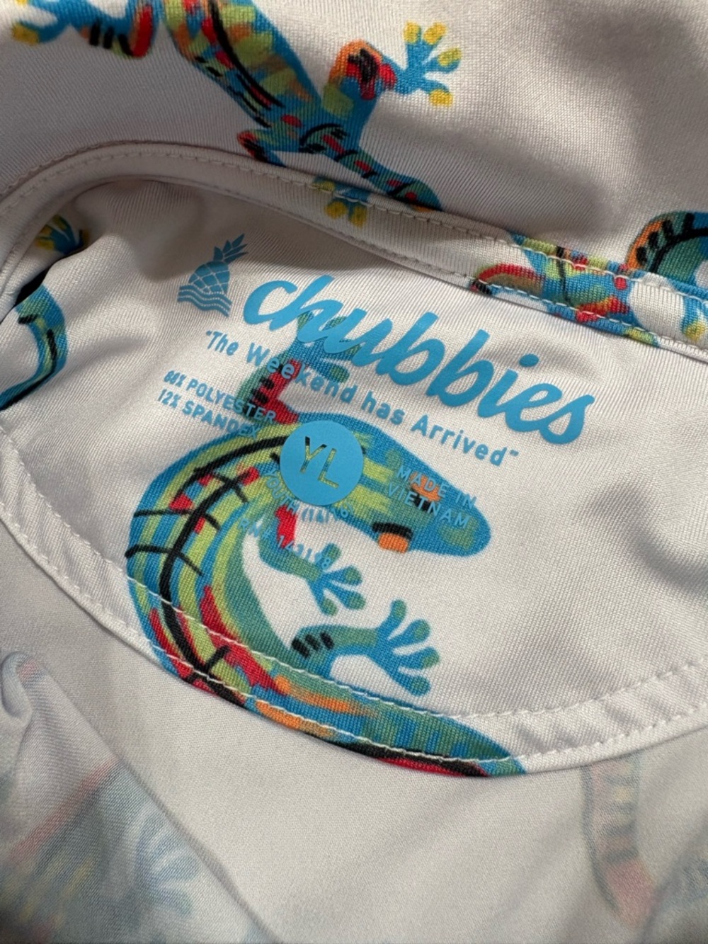 Chubbies White Polo with Multicolor Gecko Lizard Print - Picture 5 of 5
